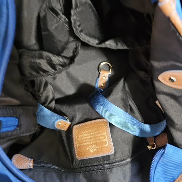 Coach Sawyer Signature Purse Handbag - Picture 13 of 14